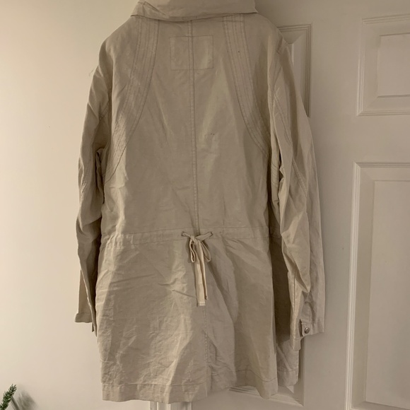 Spring Jacket - Picture 6 of 6